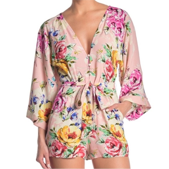 YUMI KIM Lotus Romper in Lovers Bouquet Pink Romantic Floral Lightweight Sz XS - Picture 1 of 9